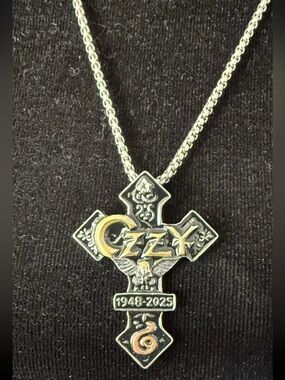 New Gothic Cross Bat Ozzy Osborne Necklace Pendant Fashion Jewelry Halloween